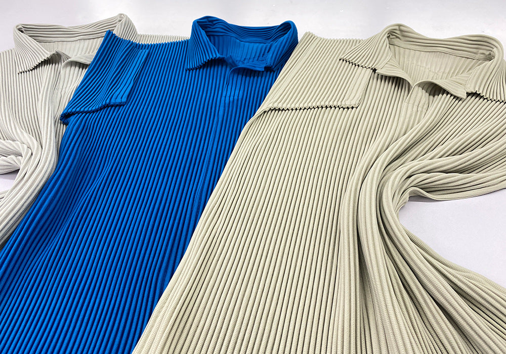 Men’s Pleated Polo Shirt — Miyake-Inspired Minimalist Design, Luxurious Texture, Breathable & Stretchy