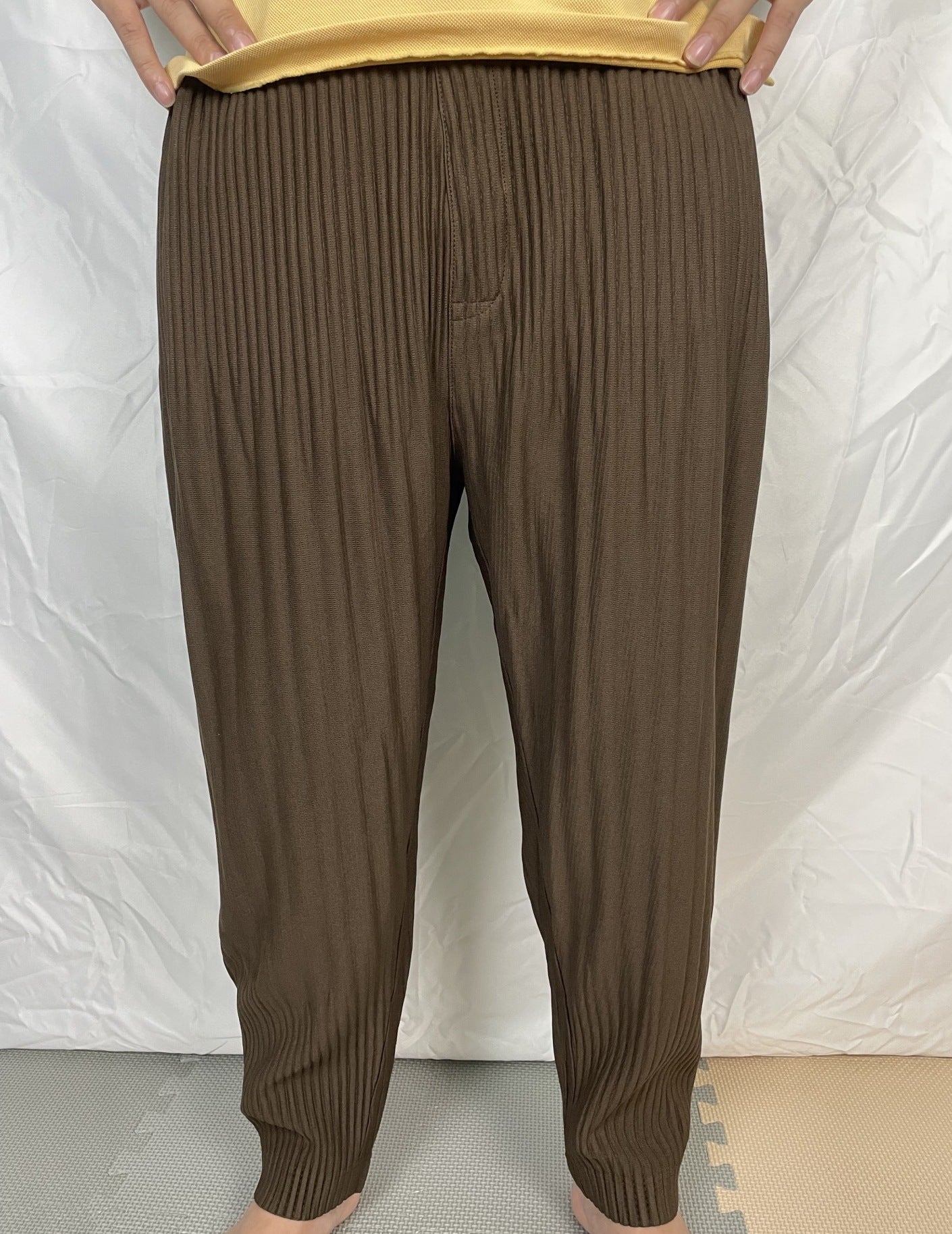Miyake-style pleated bloomers, pressed pleated men's pants, loose casual autumn harem pants, cropped pants, tide JF151